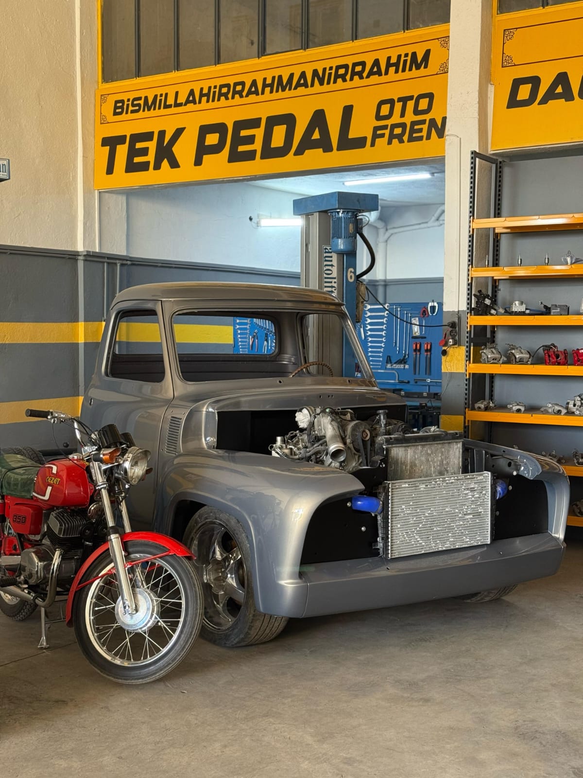 Tek Pedal Oto Fren